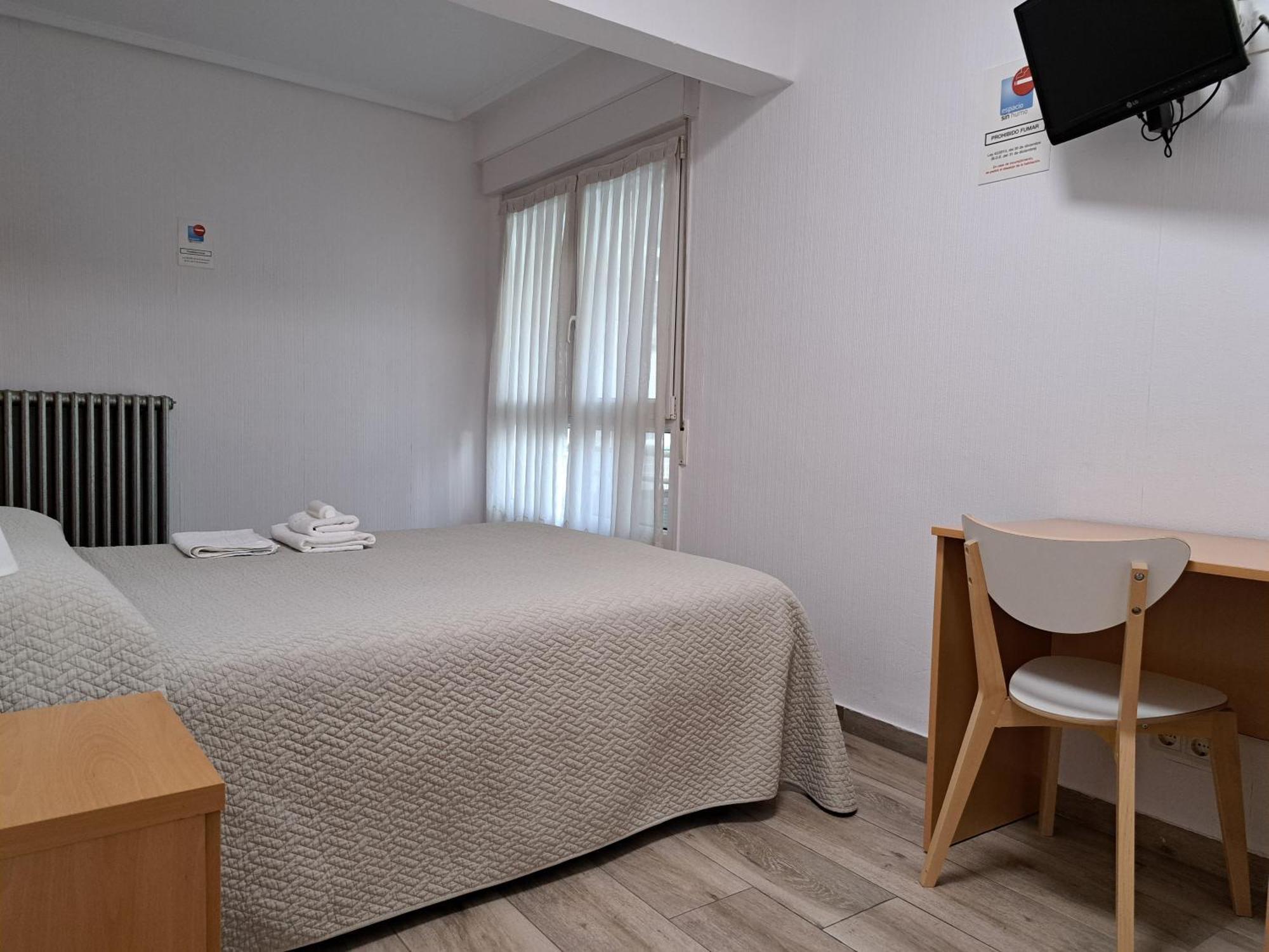 Pension Iruna Santurtzi Exterior foto